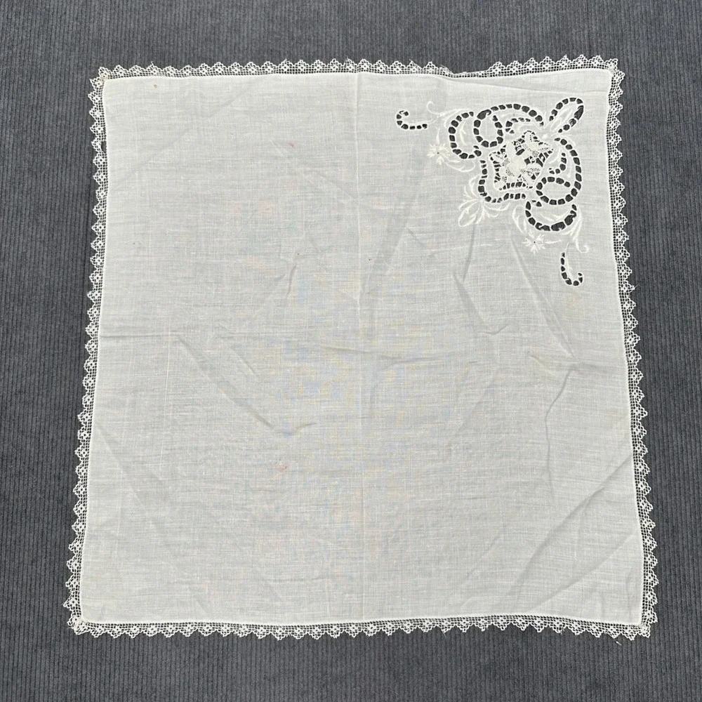 Vintage White Lace Trim Napkins Cutwork Embroidery Square Linens Set of 2 16x16